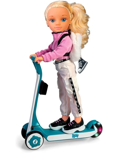 NANCY - Un Giorno sul mio Monopattino 