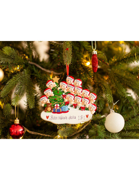 Scalinata e albero di Natale in 14