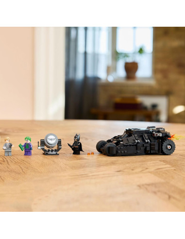 Lego Super Heroes - Tumbler di Batman contro...