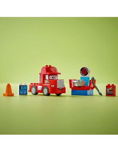 Lego Duplo - Mack al circuito