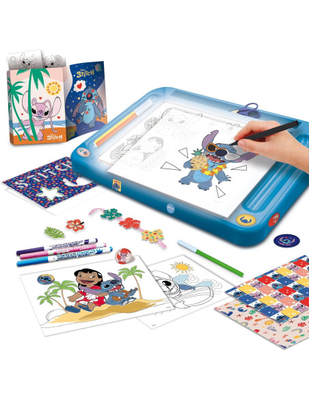 Stitch Drawing School c/ tavolo