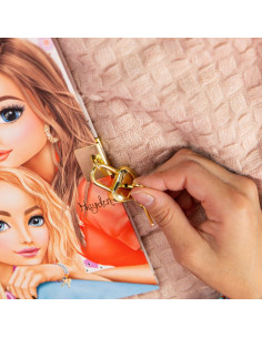 TOPModel diario con lucchetto  2