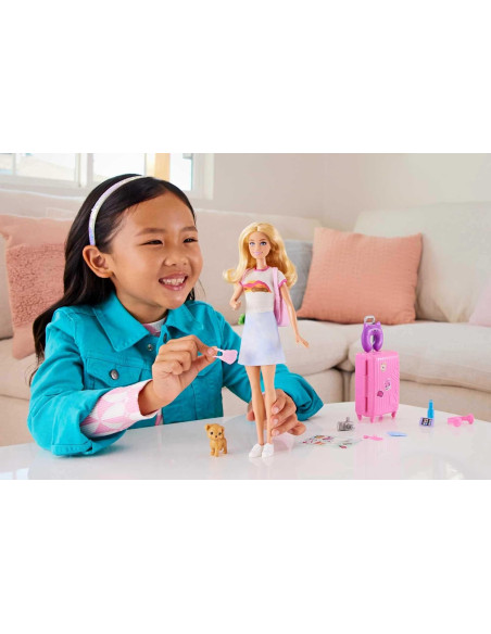 Barbie Traveller con valigia e accessori