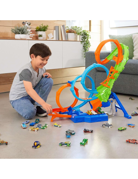 Pista con 4 loop Hot Wheels