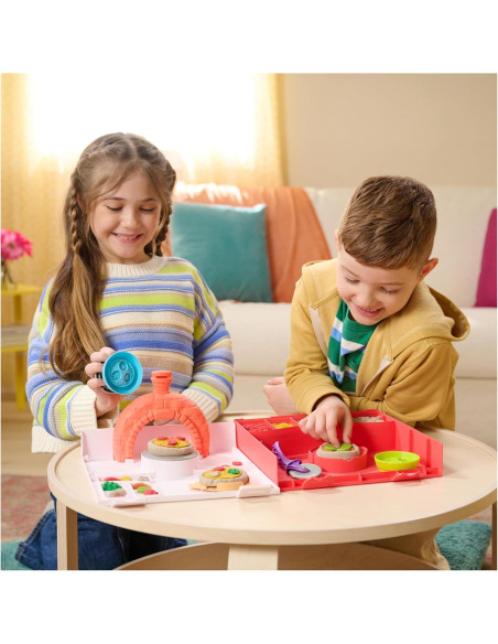 Kinetic Sand Squish Pizza