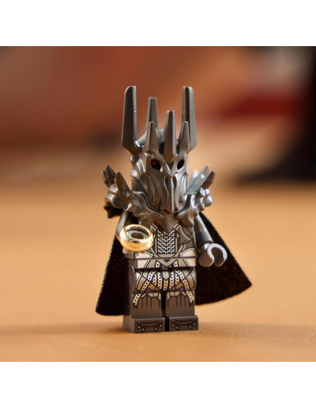 Lego Icons - Il Signore degli Anelli: Elmo di Sauron