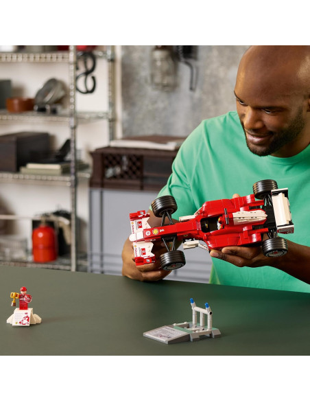 Lego Icons - Ferrari F2004 e Michael Schumacher