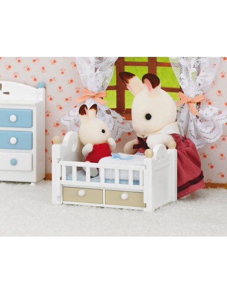 Sylvanian Families -  Bebè Coniglio Cioccolato e lettino