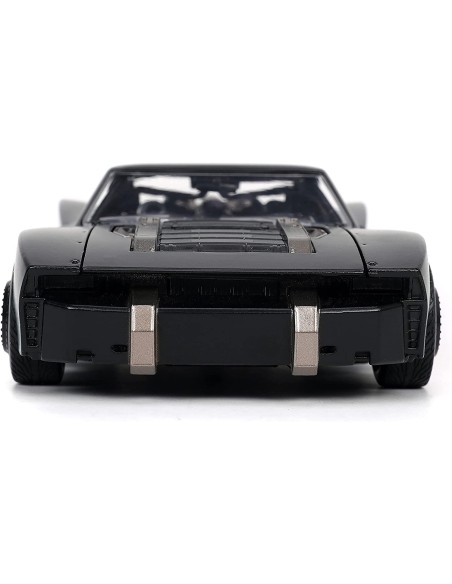 The Batman Batmobile 2022 in scala 1:24 + personaggio