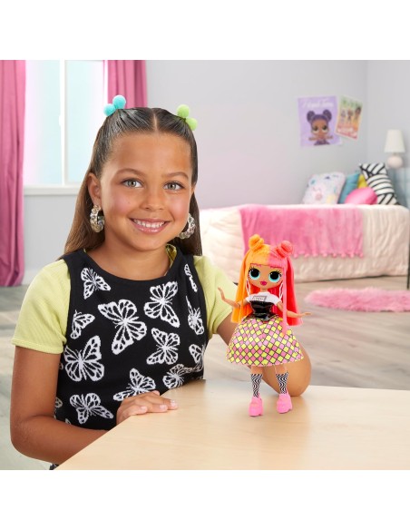 L.O.L Surprise OMG Hos Doll - Neonlicious