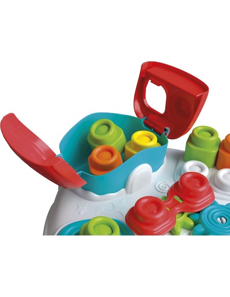 Clemmy sensory Table