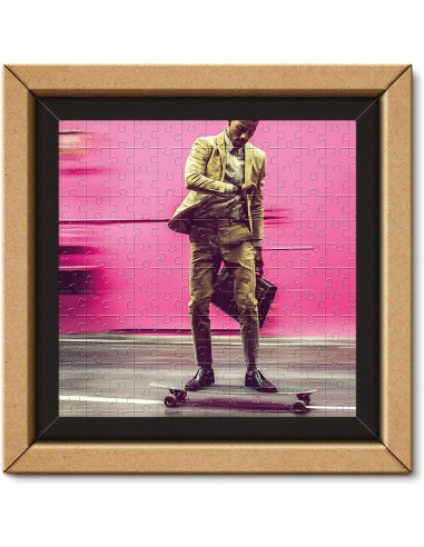 FRAME ME UP-LIVING FASTER