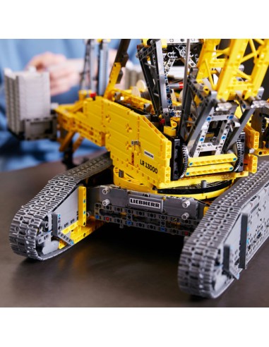 Lego Technic - Gru Cingolata Liebherr LR 13000